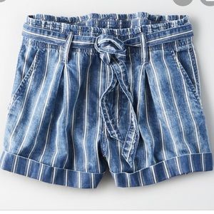 American Eagle high waisted shorts NWT
